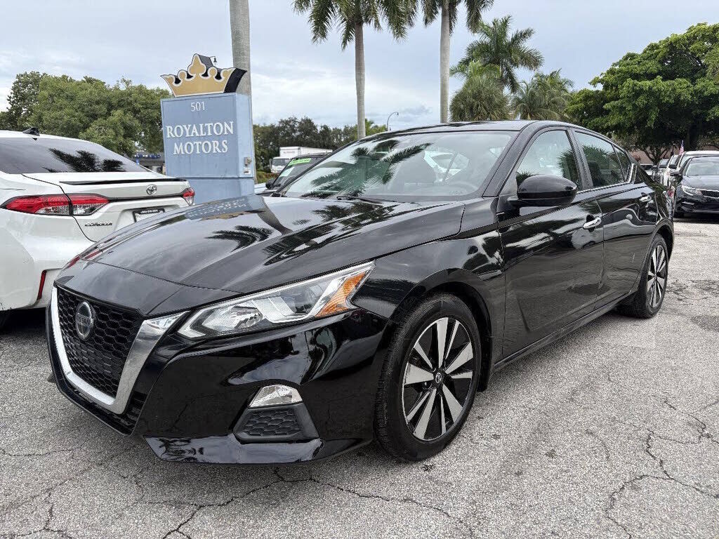 2021 NISSAN Altima