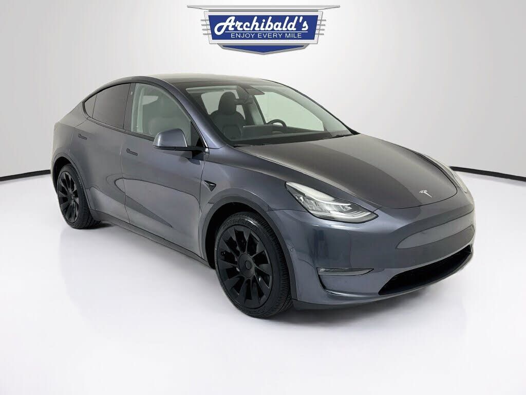 2021 TESLA Model Y