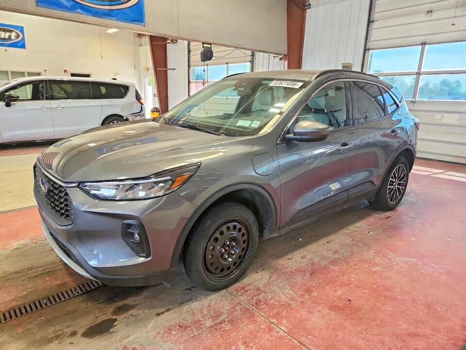 2023 FORD Escape