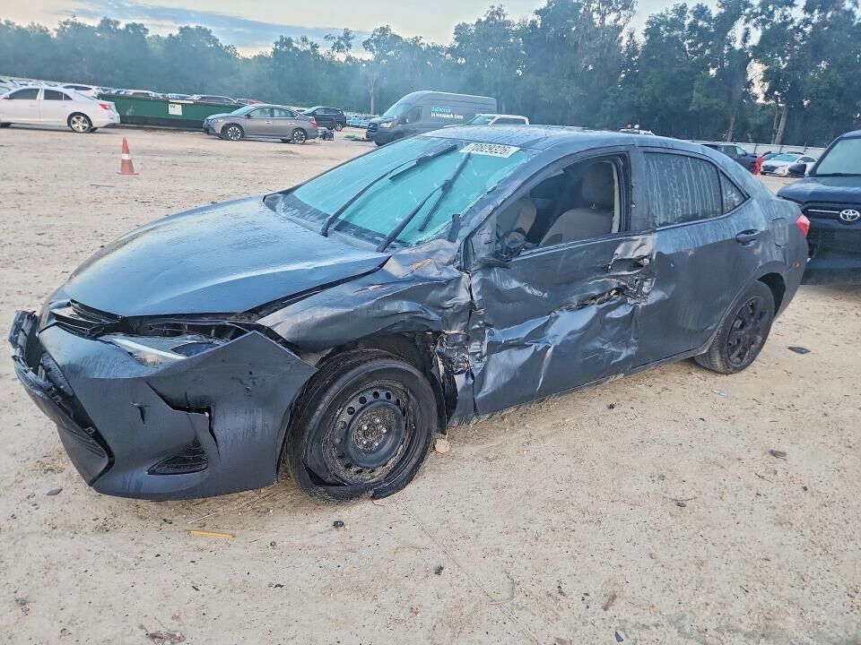 2017 TOYOTA Corolla