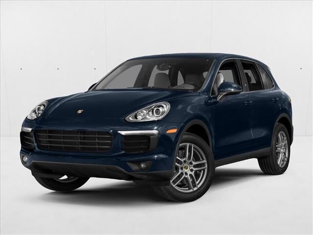 2017 PORSCHE Cayenne
