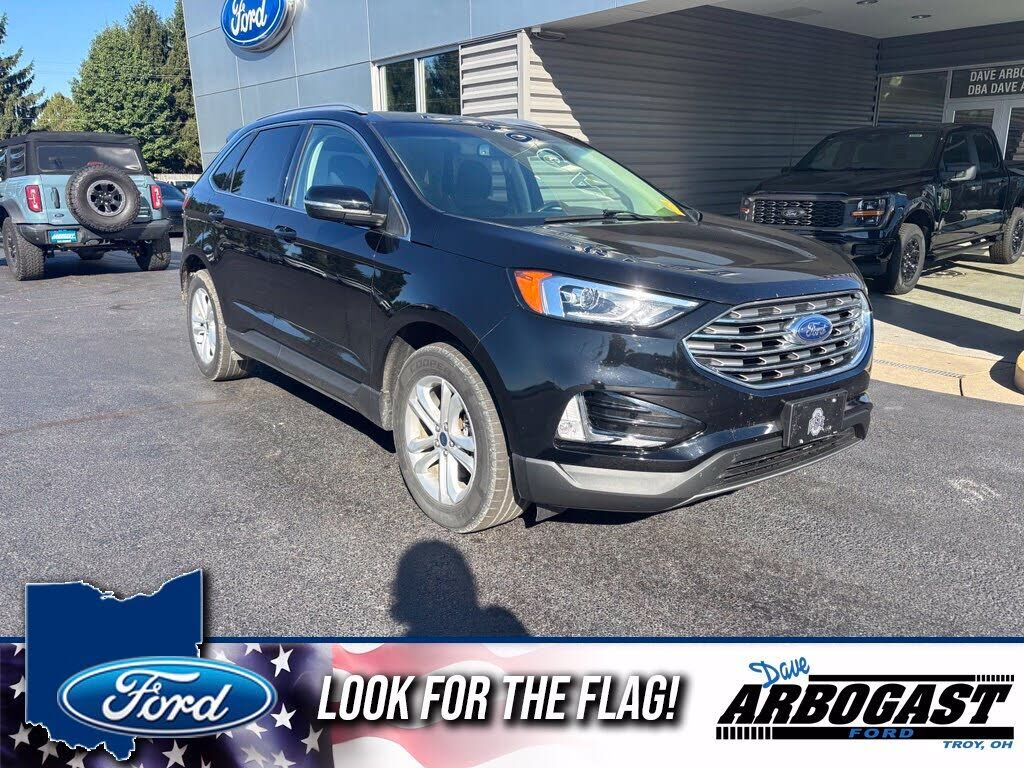 2019 FORD Edge
