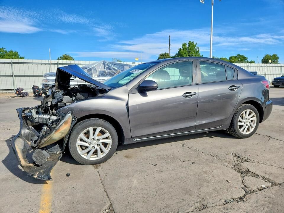2012 MAZDA Mazda3