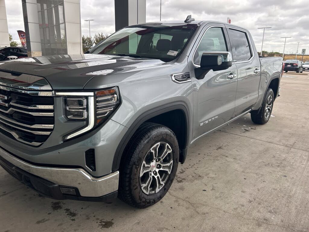 2025 GMC Sierra