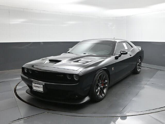 2021 DODGE Challenger