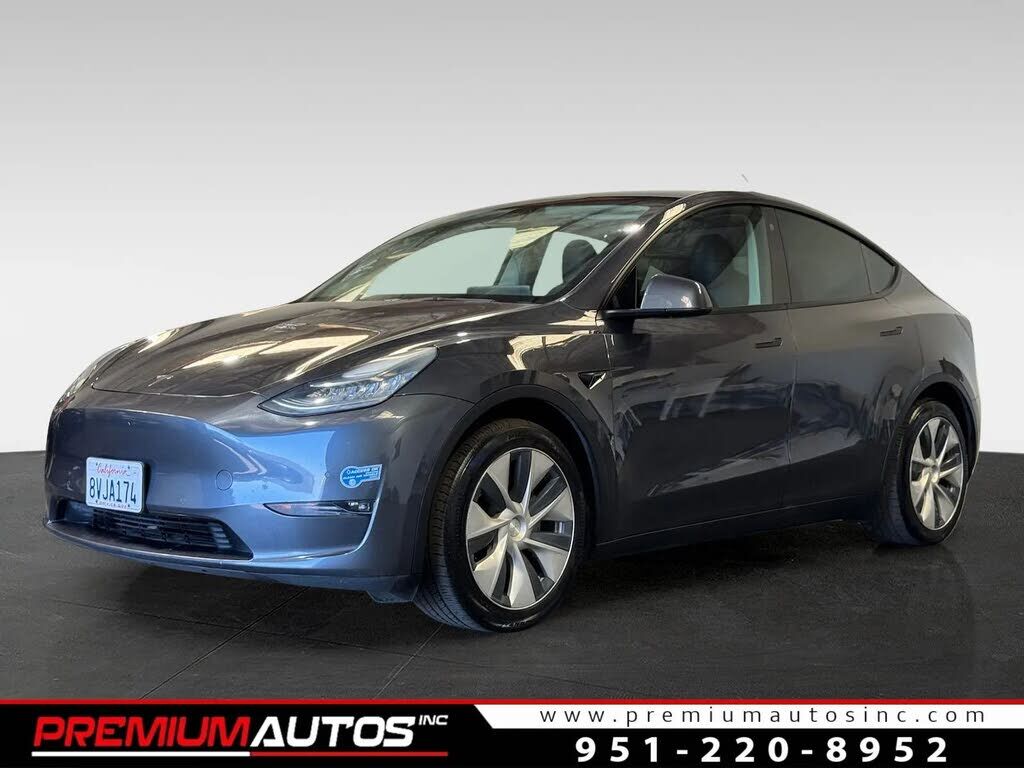 2021 TESLA Model Y