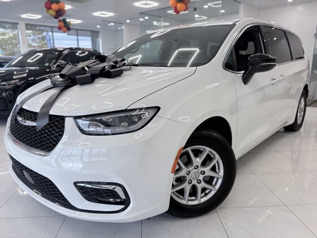 2026 CHRYSLER Pacifica