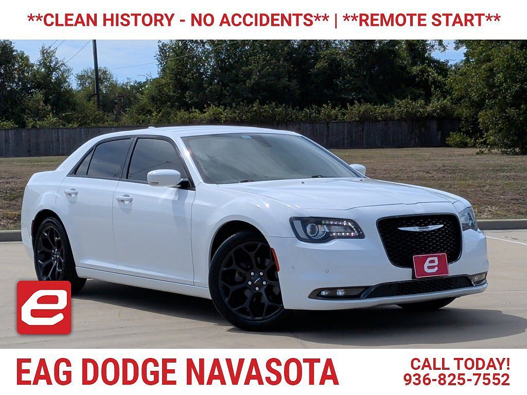 2020 CHRYSLER 300