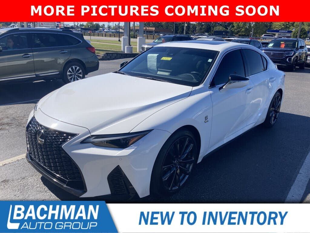 2024 LEXUS IS