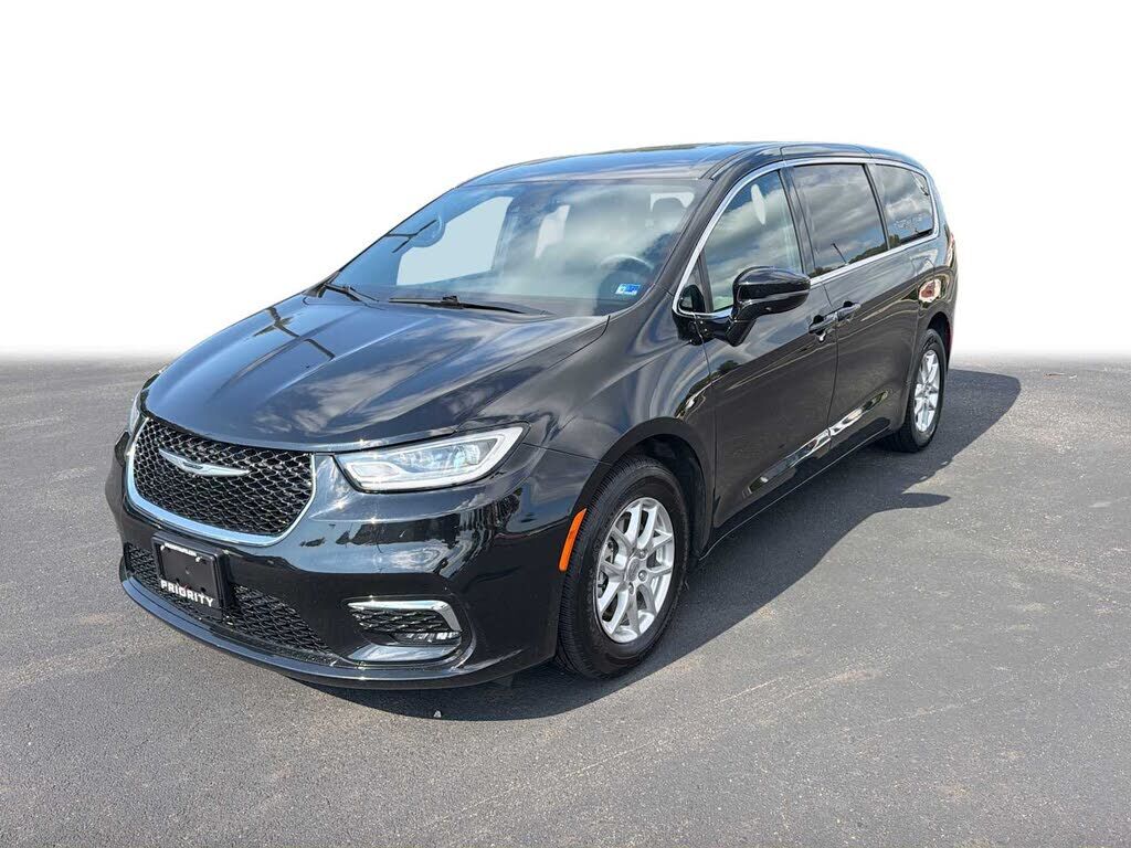 2025 CHRYSLER Pacifica