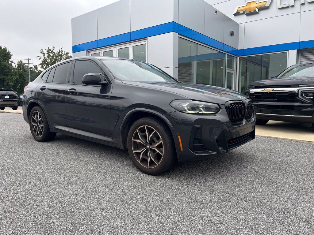 2023 BMW X4