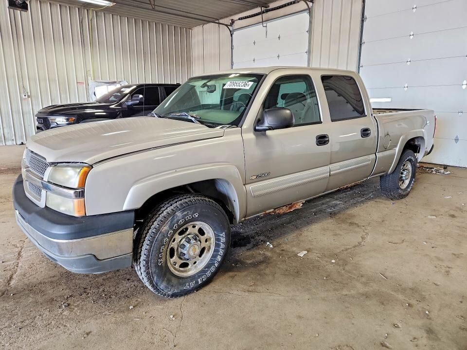 2004 CHEVROLET Silverado