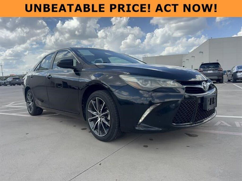 2017 TOYOTA Camry