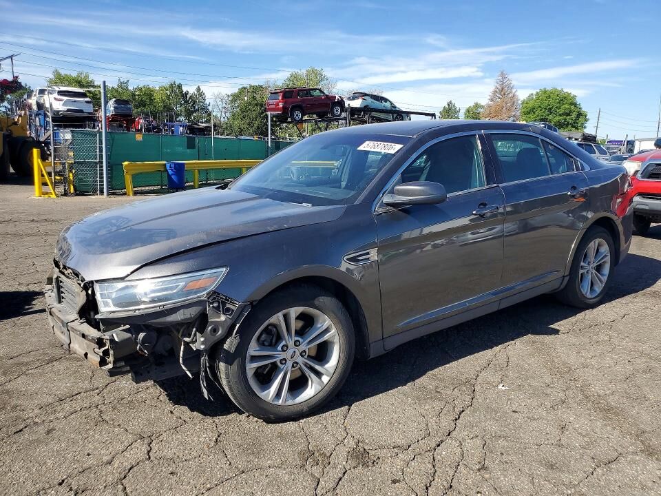 2016 FORD Taurus
