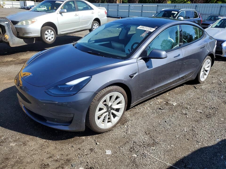 2023 TESLA Model 3