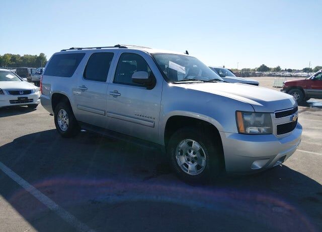 2010 CHEVROLET Suburban