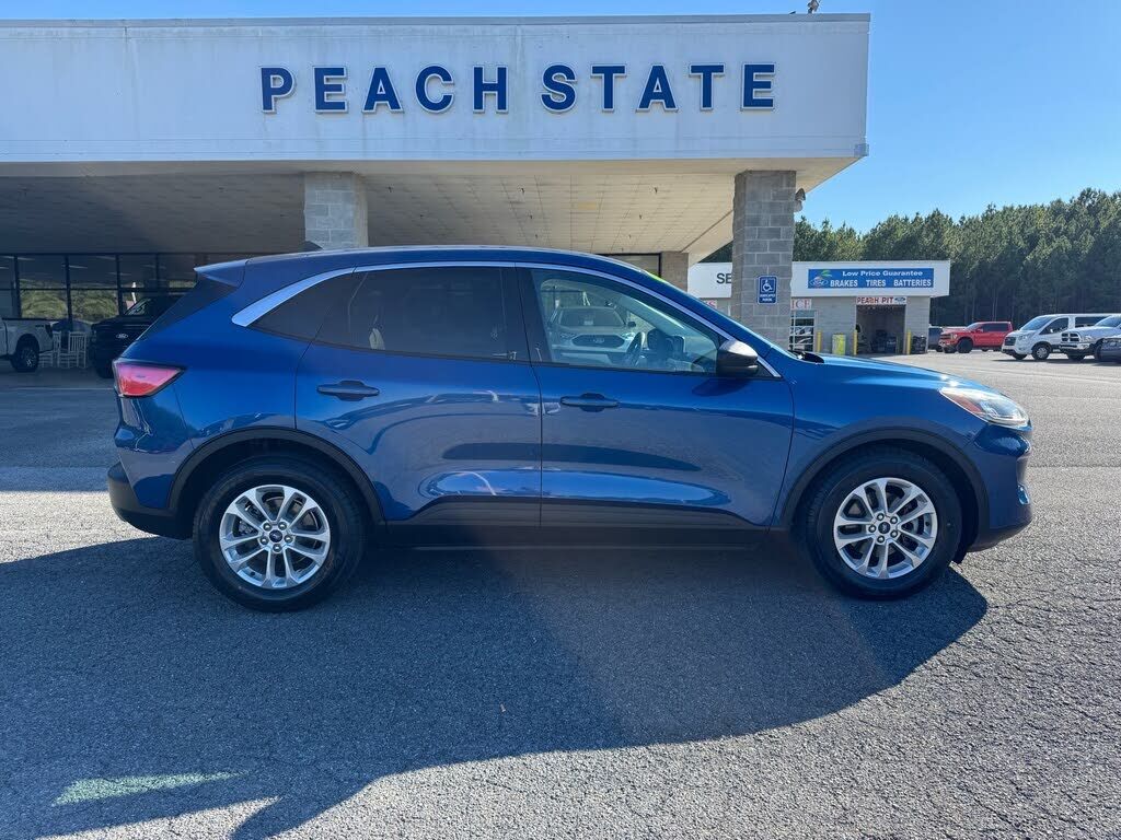 2022 FORD Escape