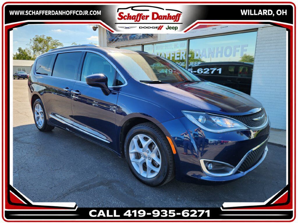 2017 CHRYSLER Pacifica