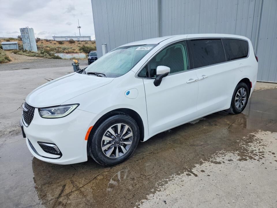 2023 CHRYSLER Pacifica