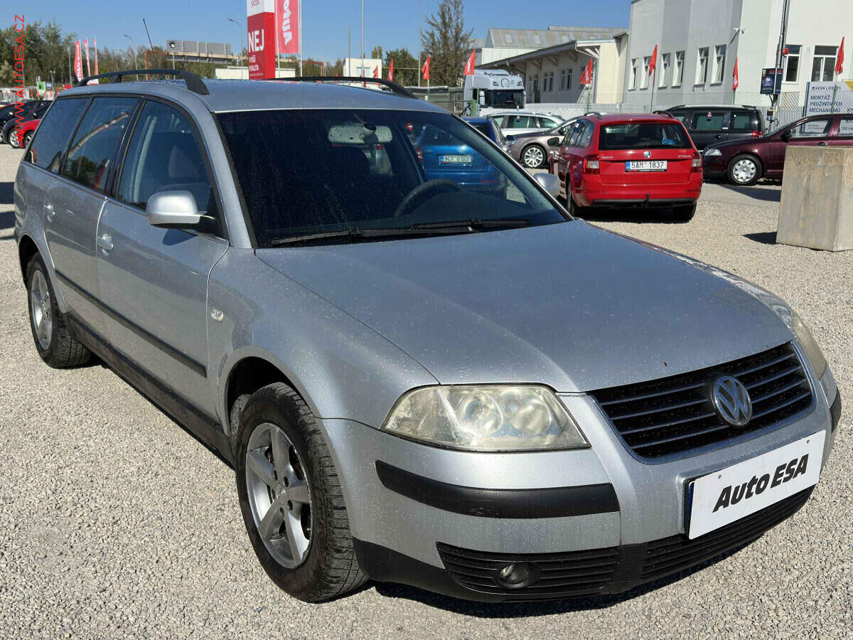 2003 VOLKSWAGEN Passat