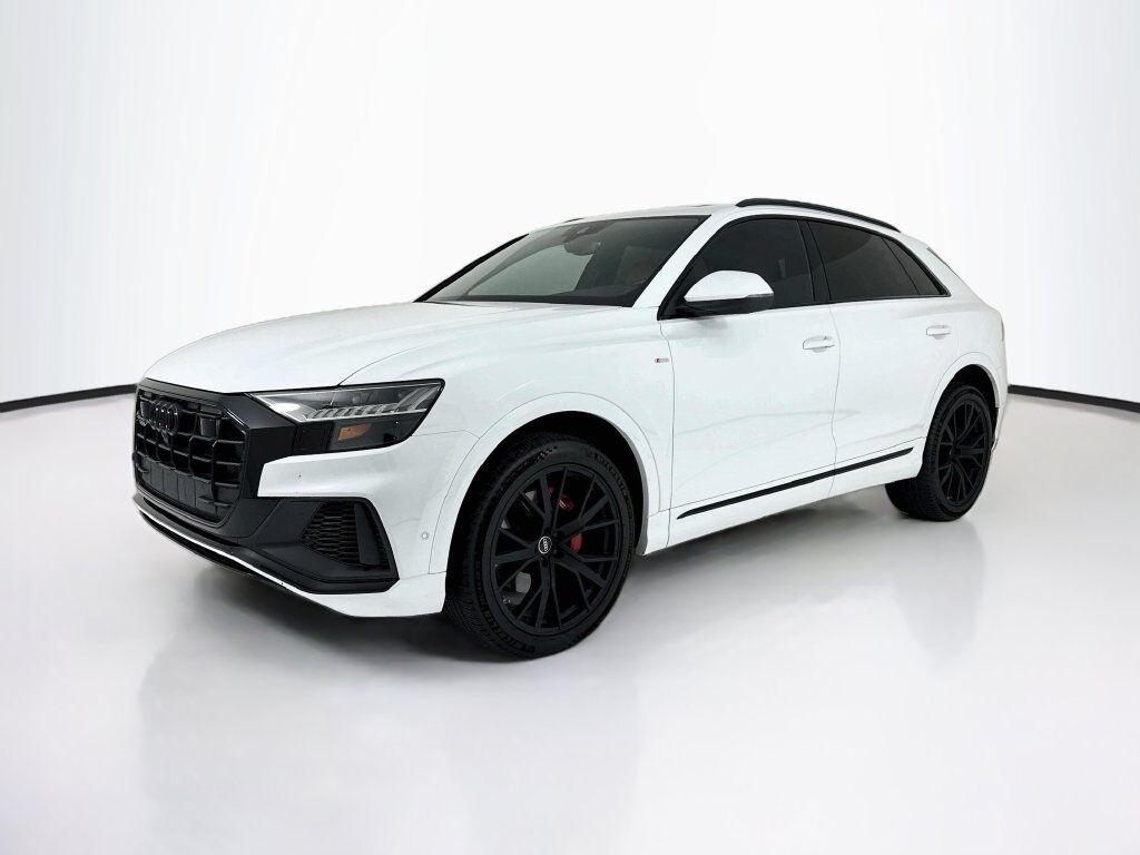 2022 AUDI Q8