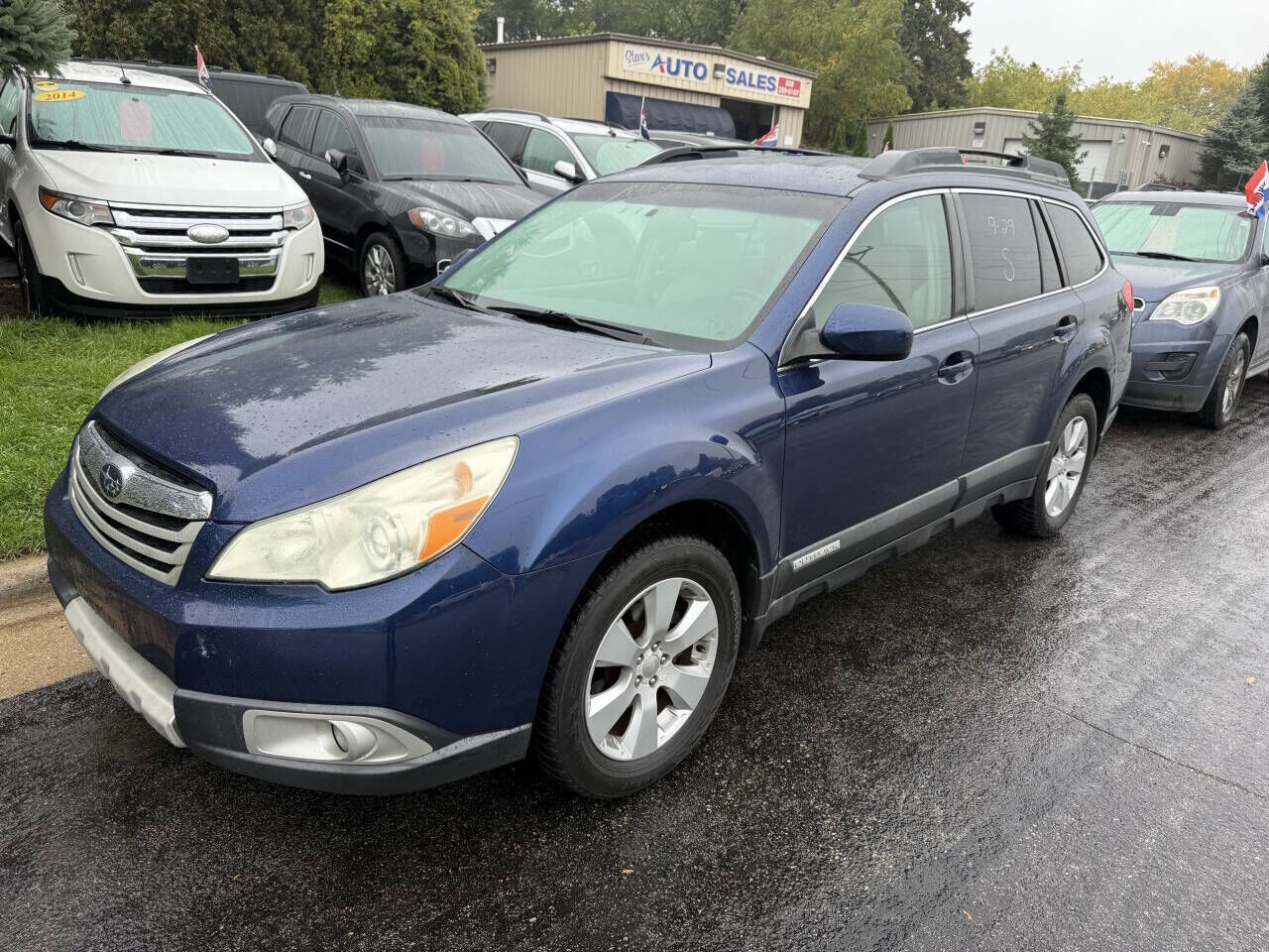 2010 SUBARU Outback
