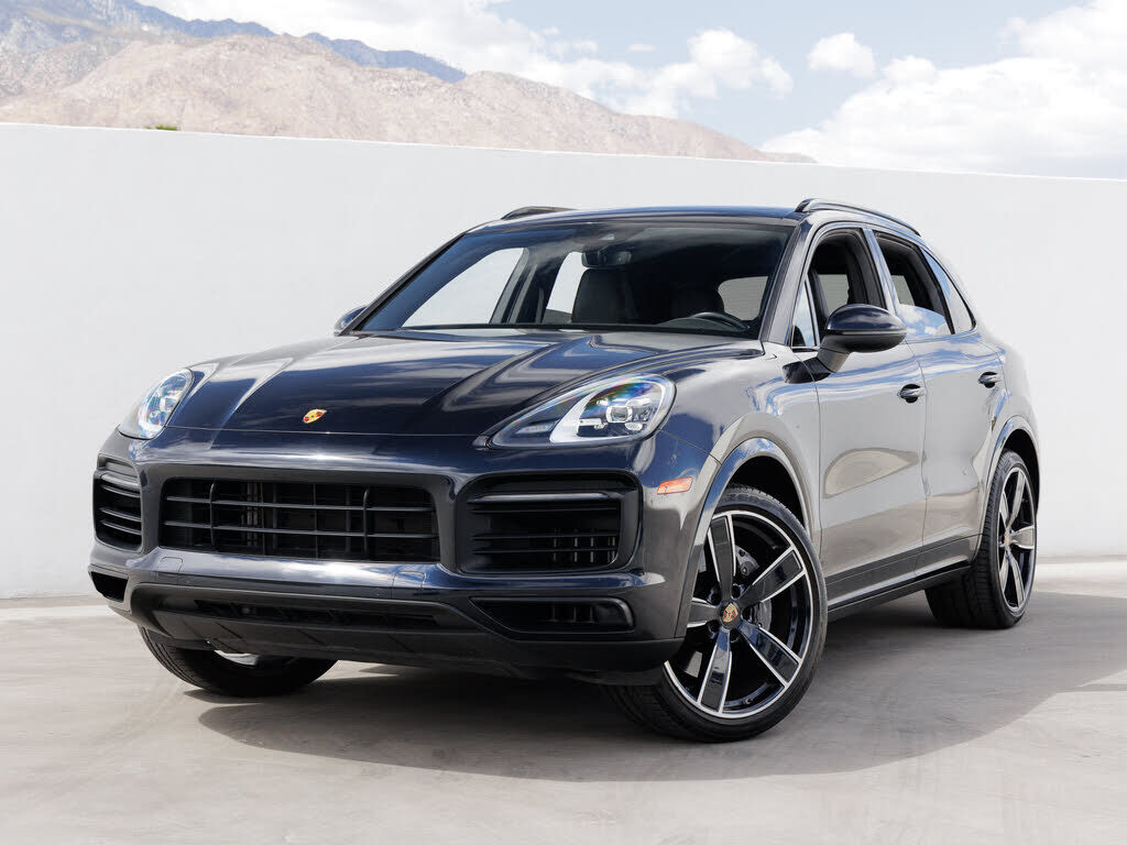 2023 PORSCHE Cayenne