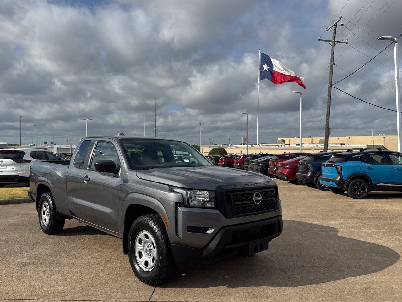 2022 NISSAN Frontier