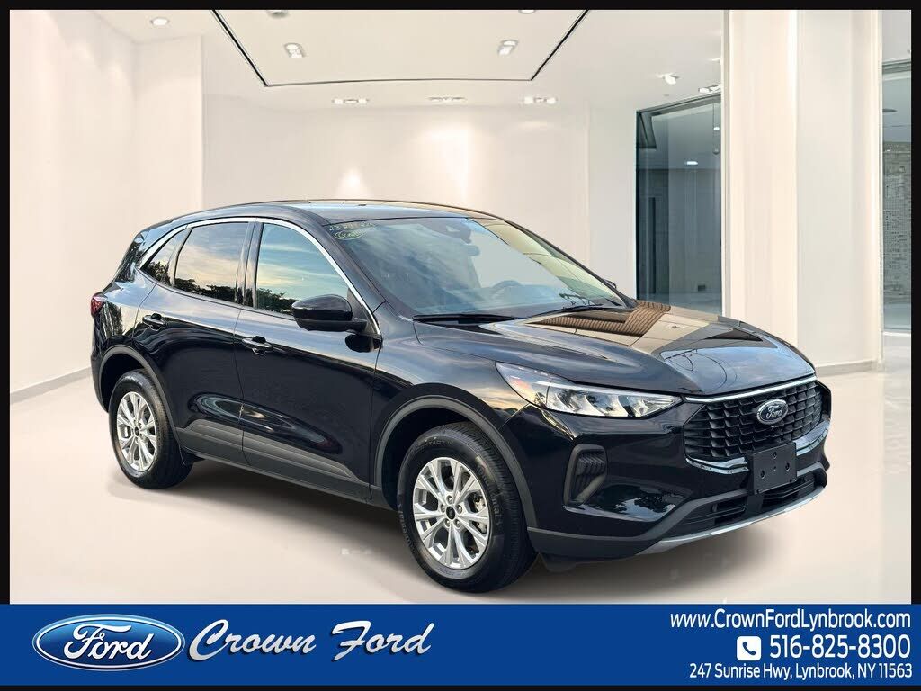 2023 FORD Escape