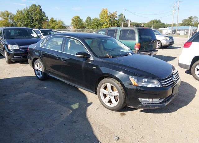 2015 VOLKSWAGEN Passat