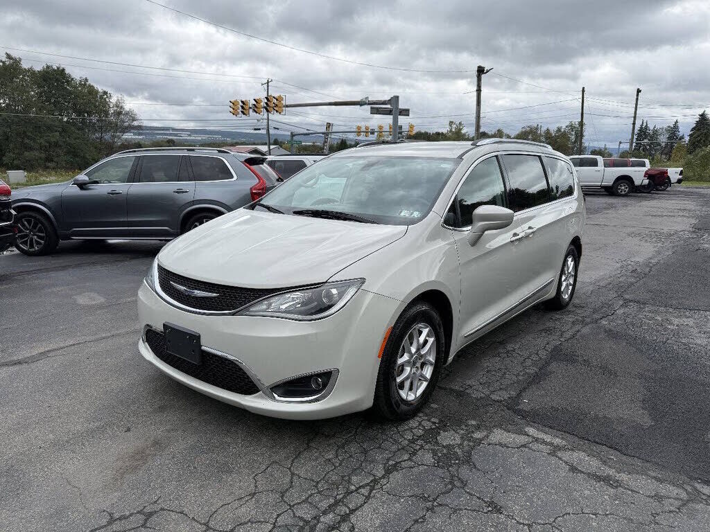 2020 CHRYSLER Pacifica