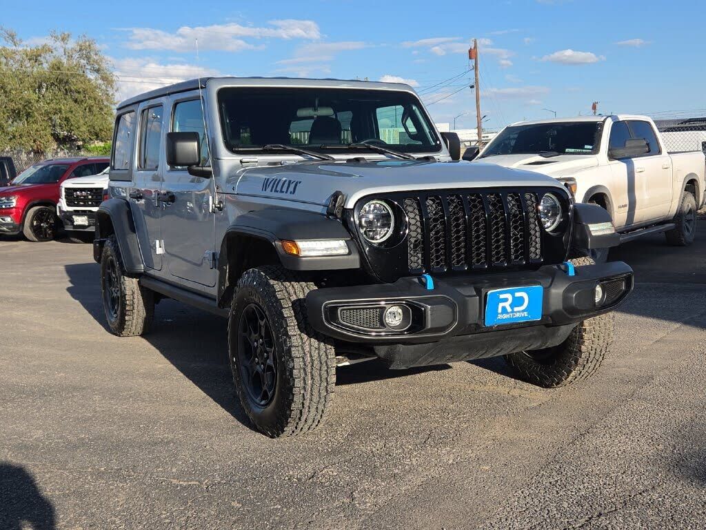 2023 JEEP Wrangler