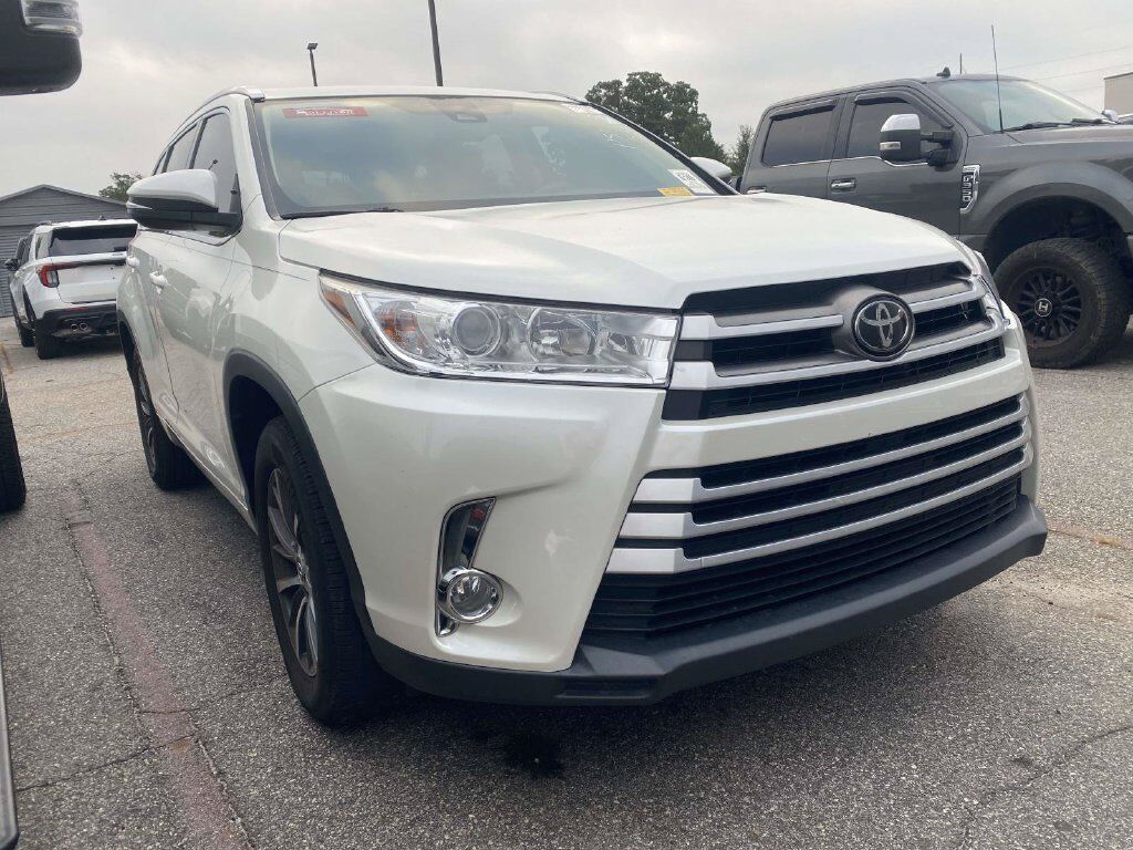 2018 TOYOTA Highlander
