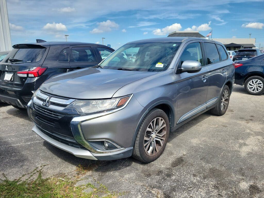 2017 MITSUBISHI Outlander