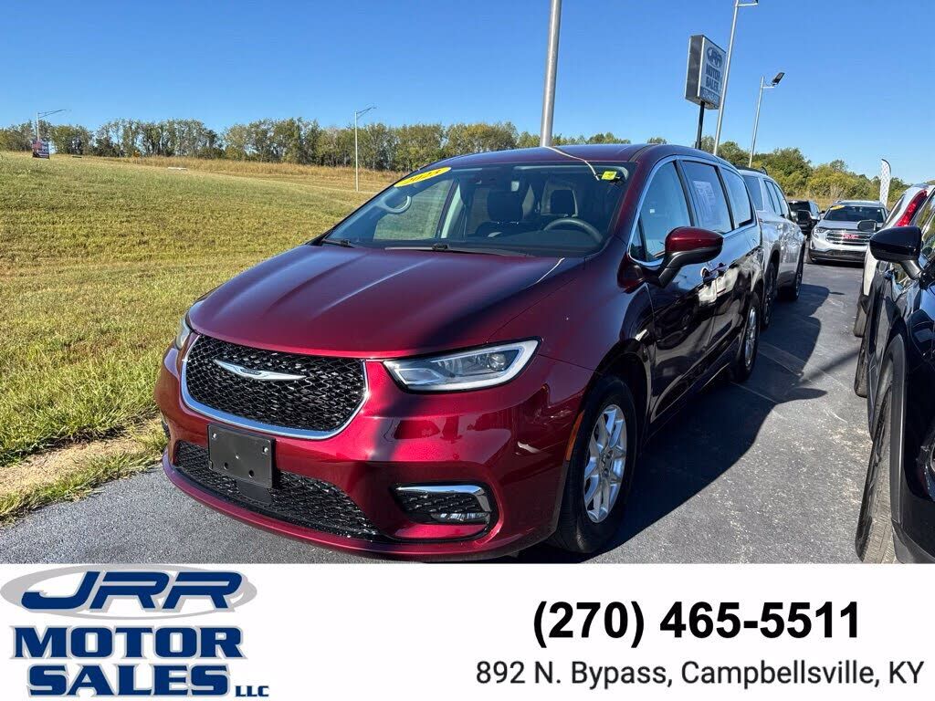 2023 CHRYSLER Pacifica