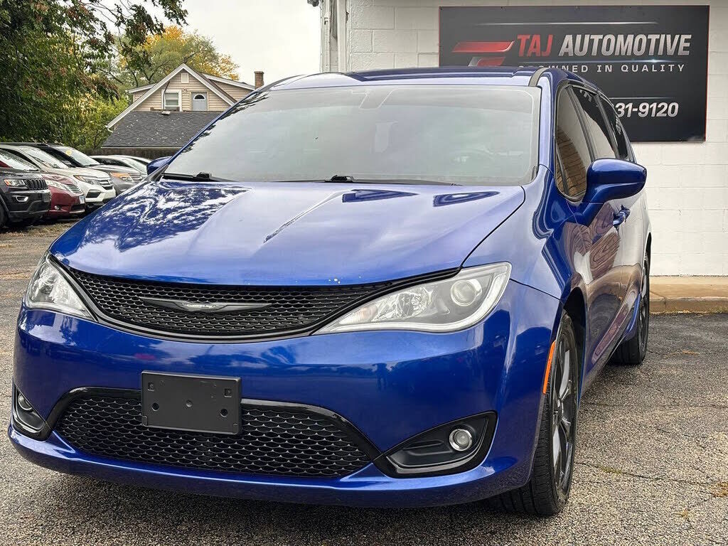 2020 CHRYSLER Pacifica
