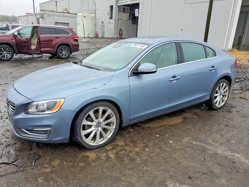 2018 VOLVO S60