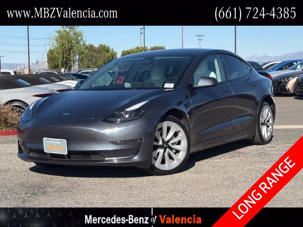 2022 TESLA Model 3