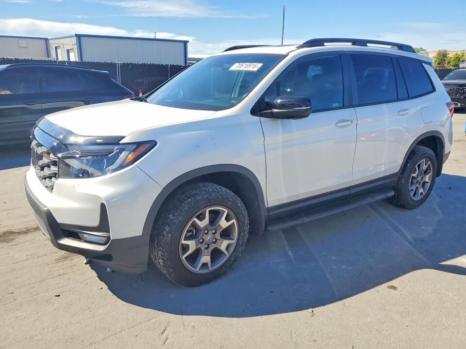 2023 HONDA Passport