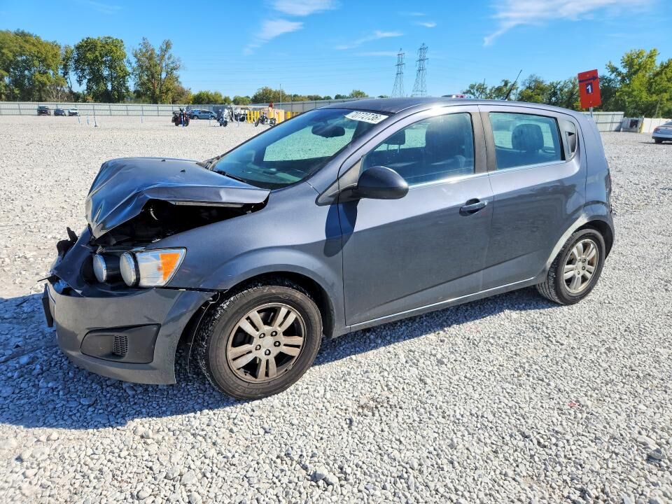 2013 CHEVROLET Sonic