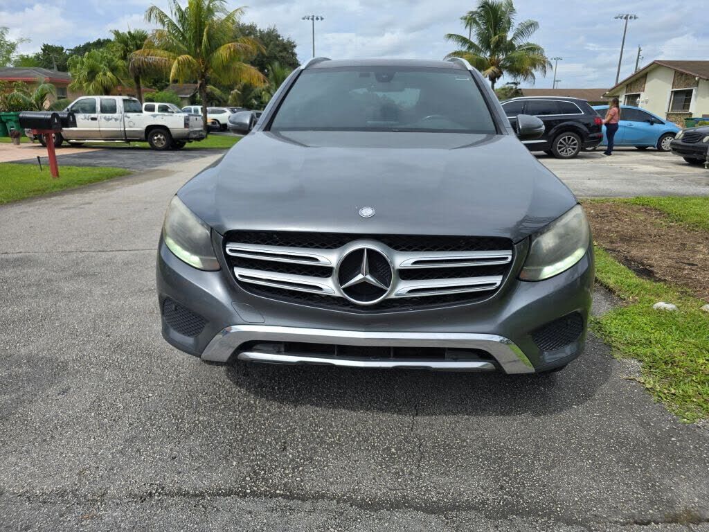 2017 Mercedes-Benz GLC-Class