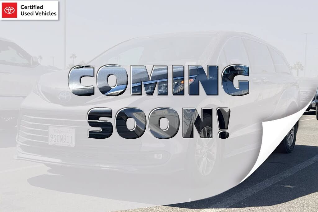 2025 TOYOTA Sienna