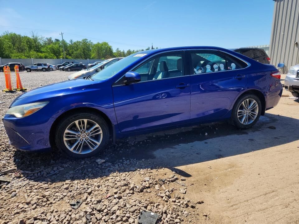2016 TOYOTA Camry