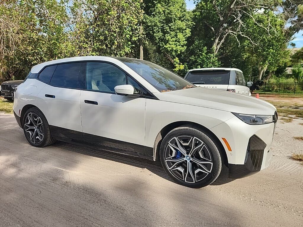 2024 BMW ix