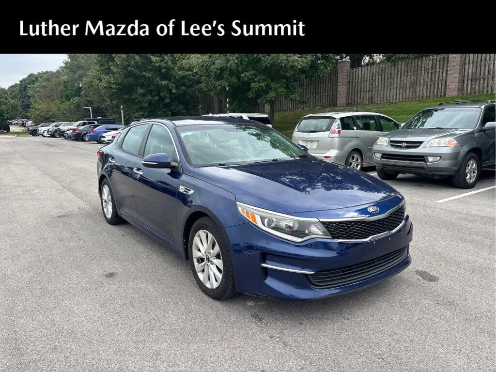2017 KIA Optima