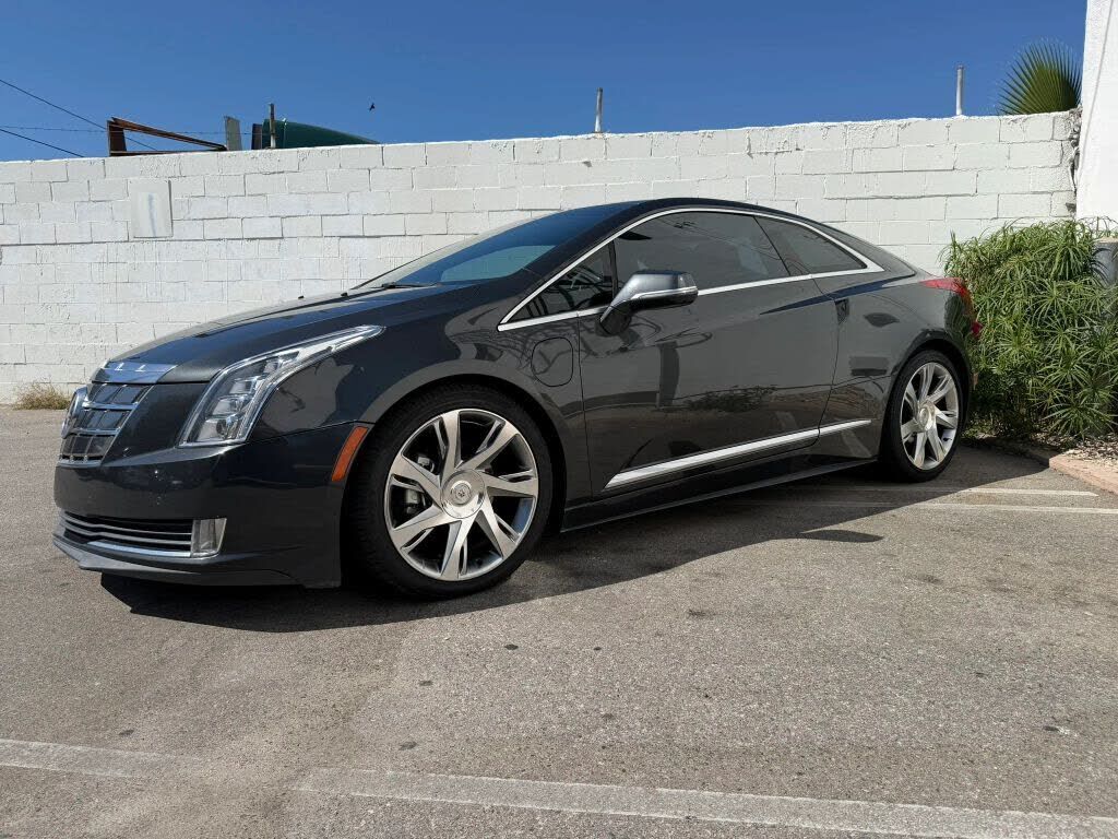 2014 CADILLAC ELR