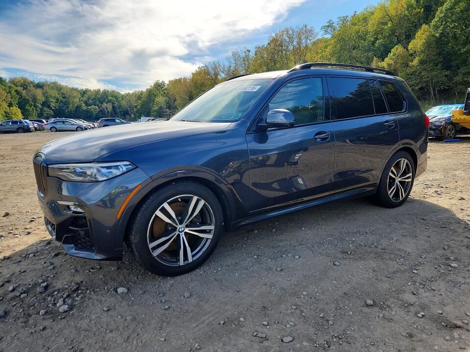 2021 BMW X7
