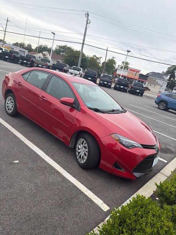 2018 TOYOTA Corolla