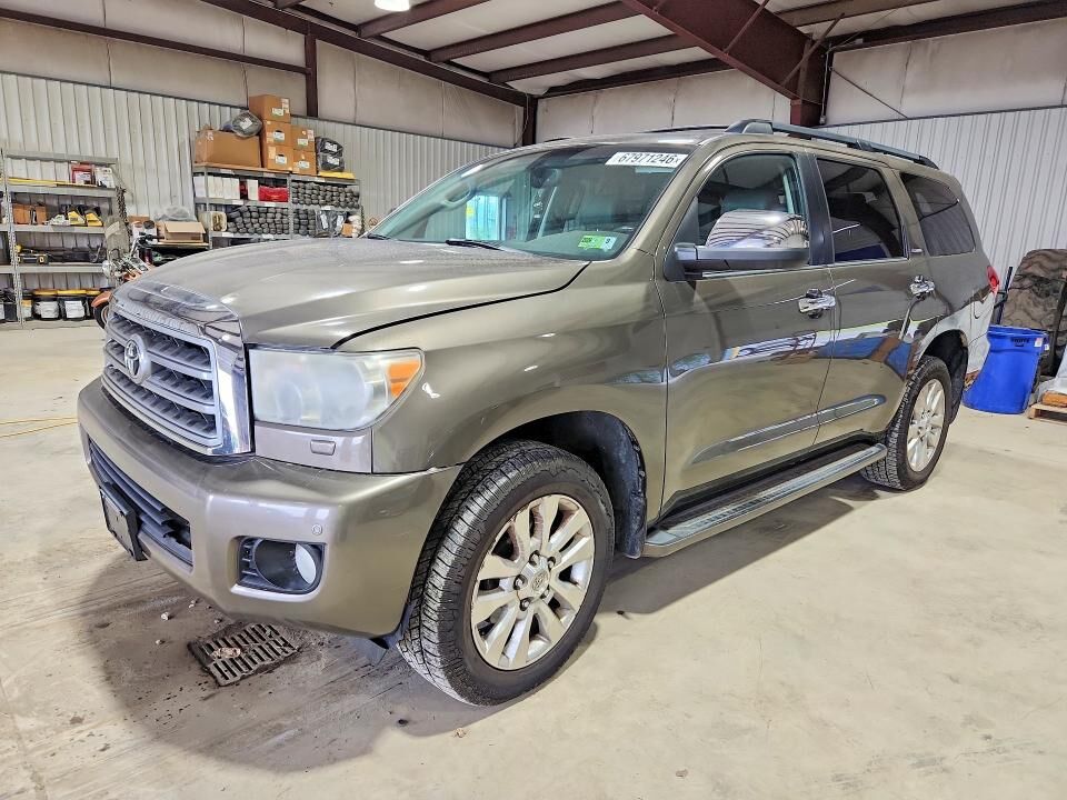 2012 TOYOTA Sequoia