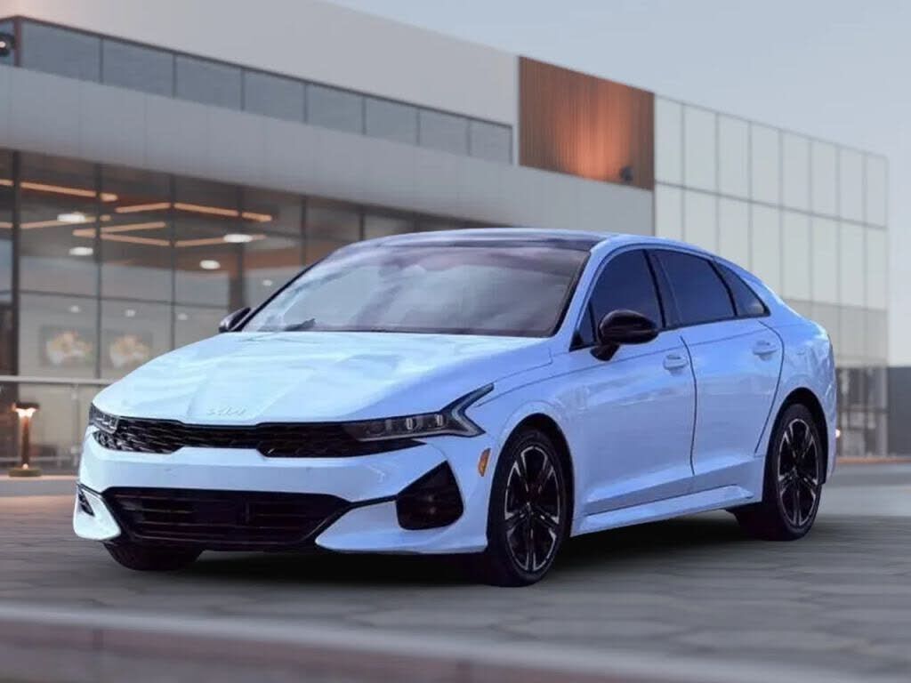2022 KIA K5
